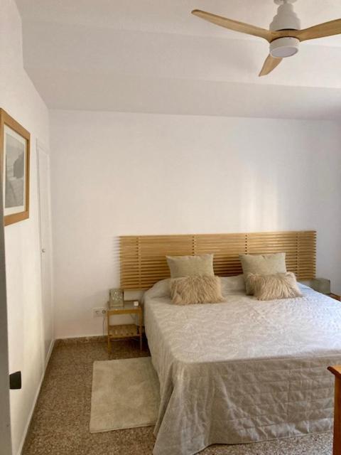 Piles Playa Beach Apartment Екстер'єр фото